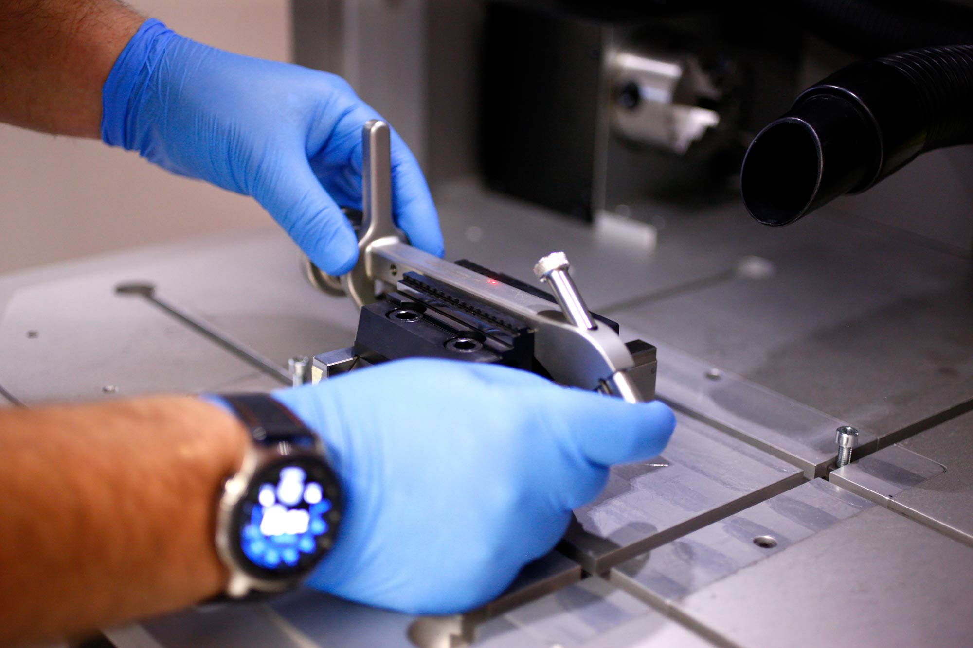 image marquage laser FTDM polissage finition et traitement dispositifs médicaux